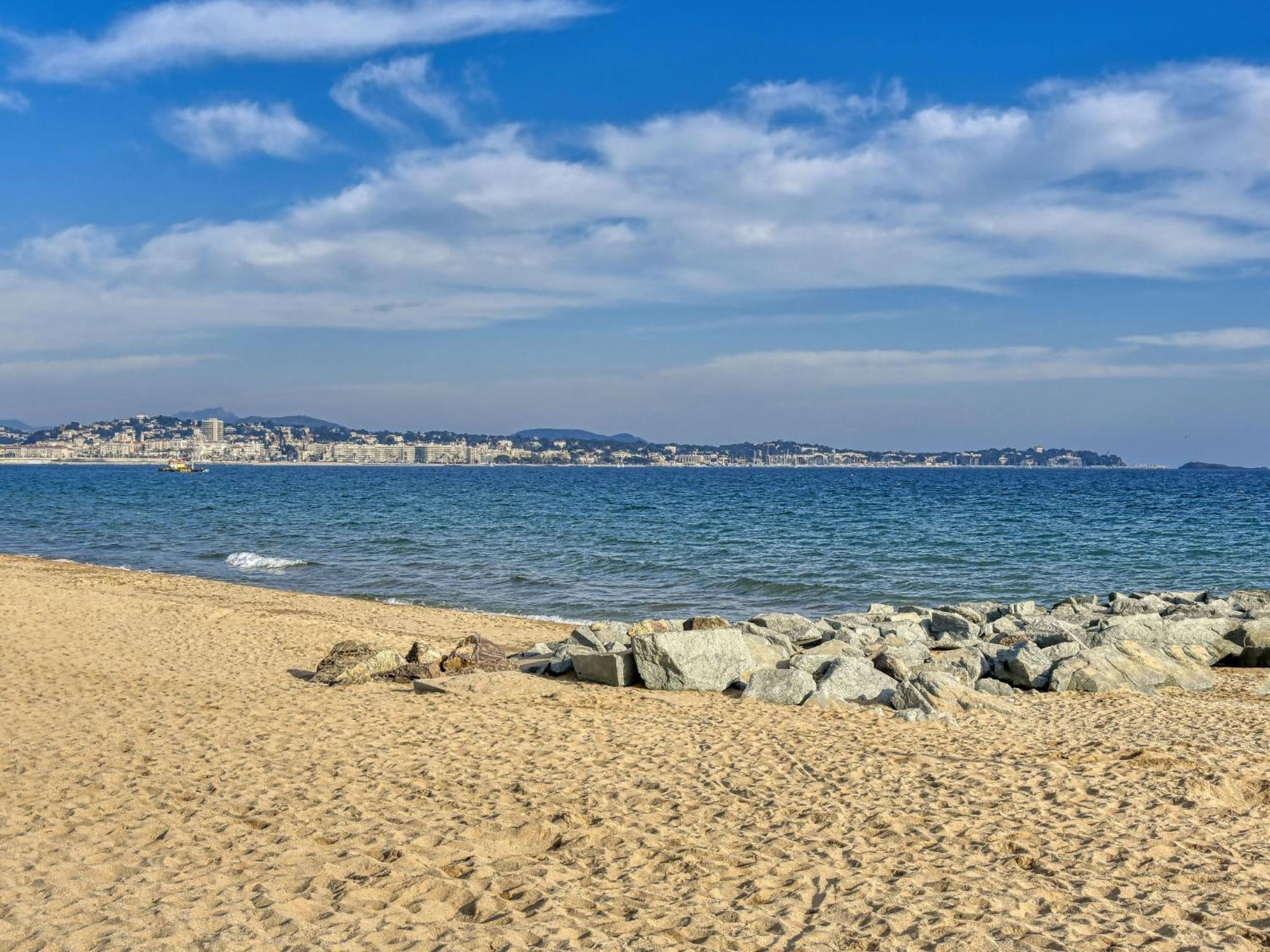 Cap Hermes-6 By Interhome Appartement Fréjus