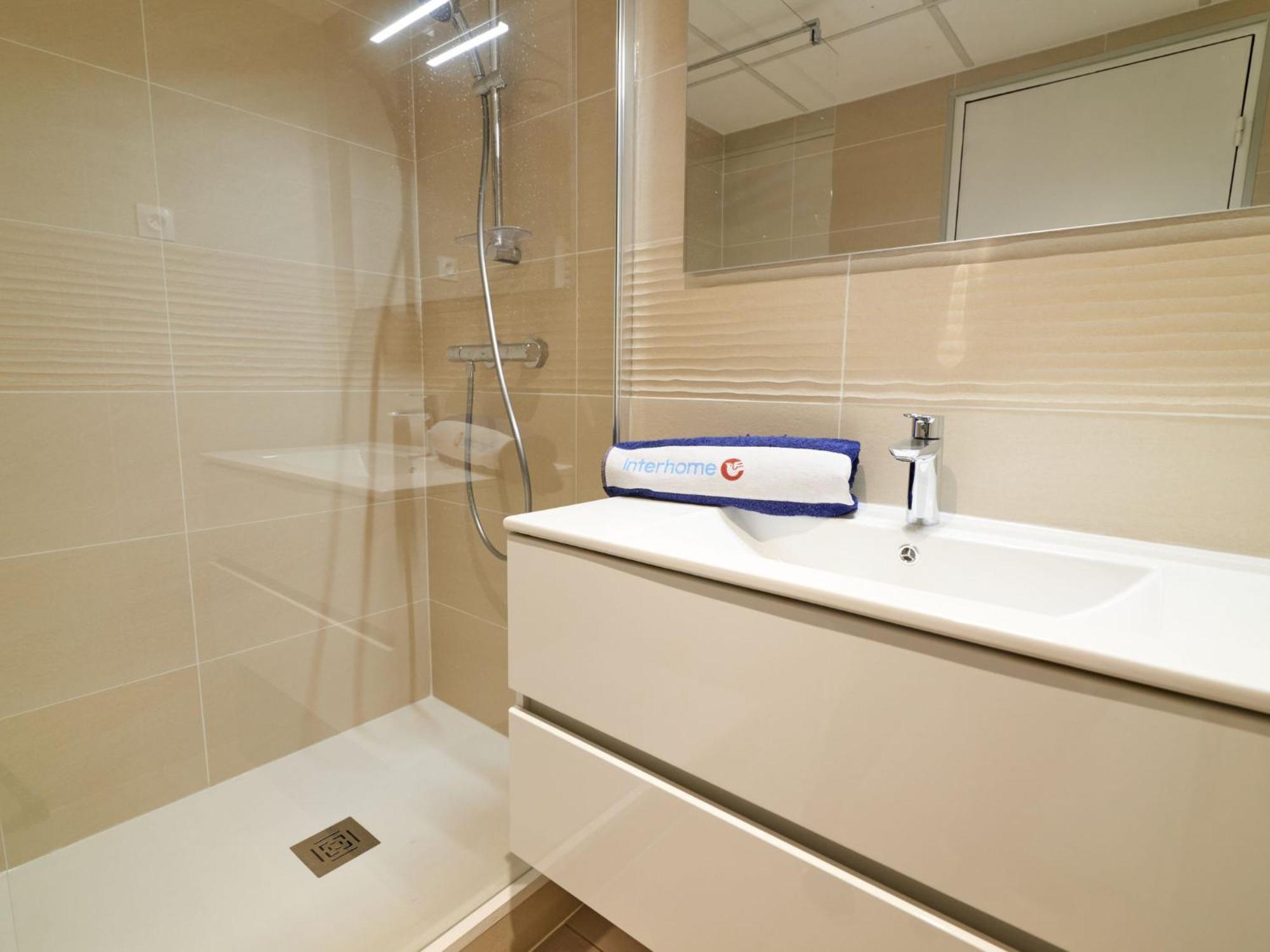 Cap Hermes-6 By Interhome Fréjus